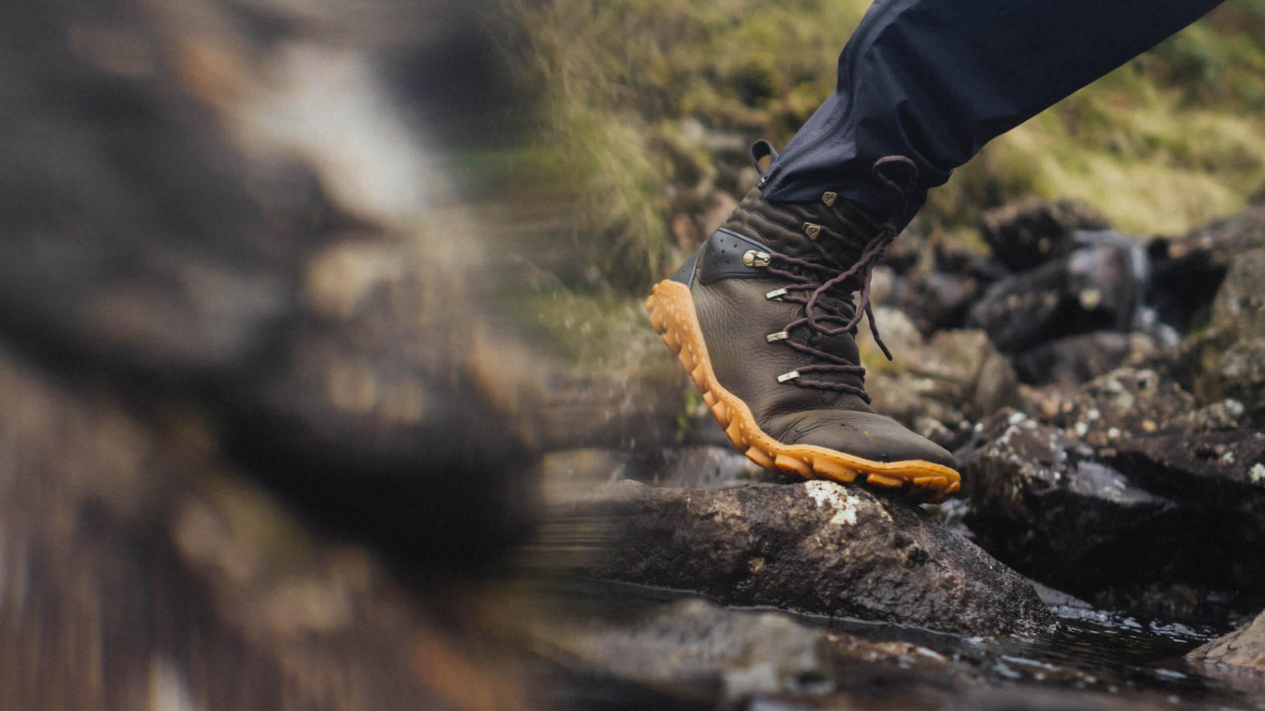Tracker Forest ESC | Barefoot Hiking Boots | Vivobarefoot | Rest